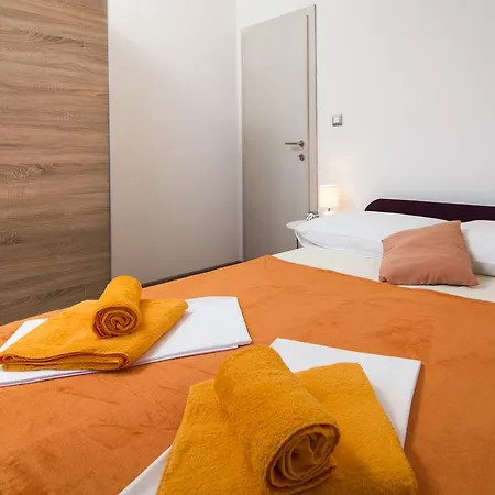 Avama Luxery * Podstrana
